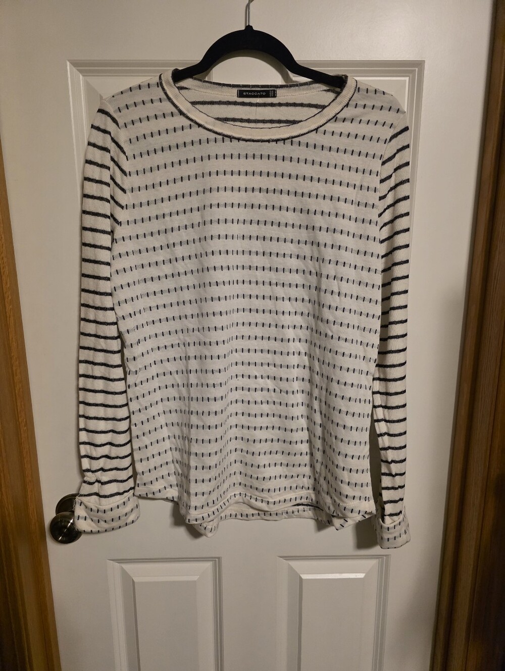 NWT Staccato Longsleeve Size L